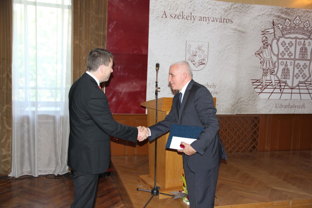 DisztanacsulesUdvh2014jun03_Singeorzan1