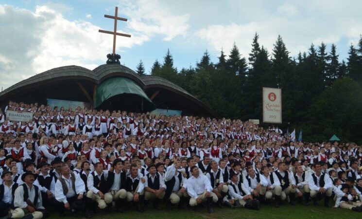 Thousand Sekler Girls’ Meeting organized in Harghita County: “We want a youth generation in strong faith with pure morality and a stable identity!”