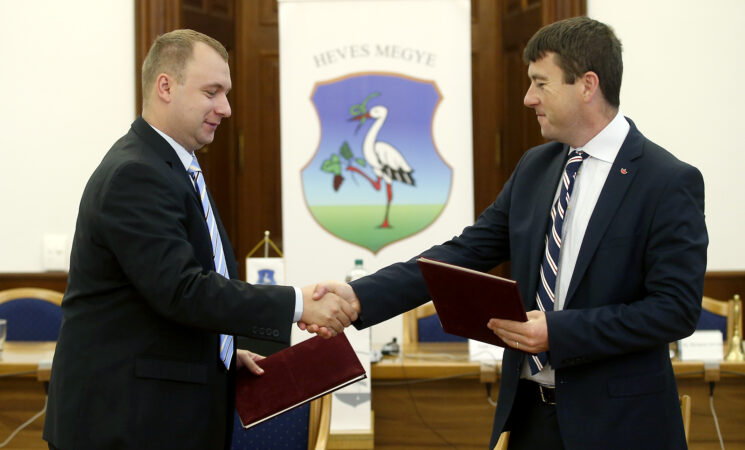 Heves and Harghita Counties signed the twinning cooperation agreement 